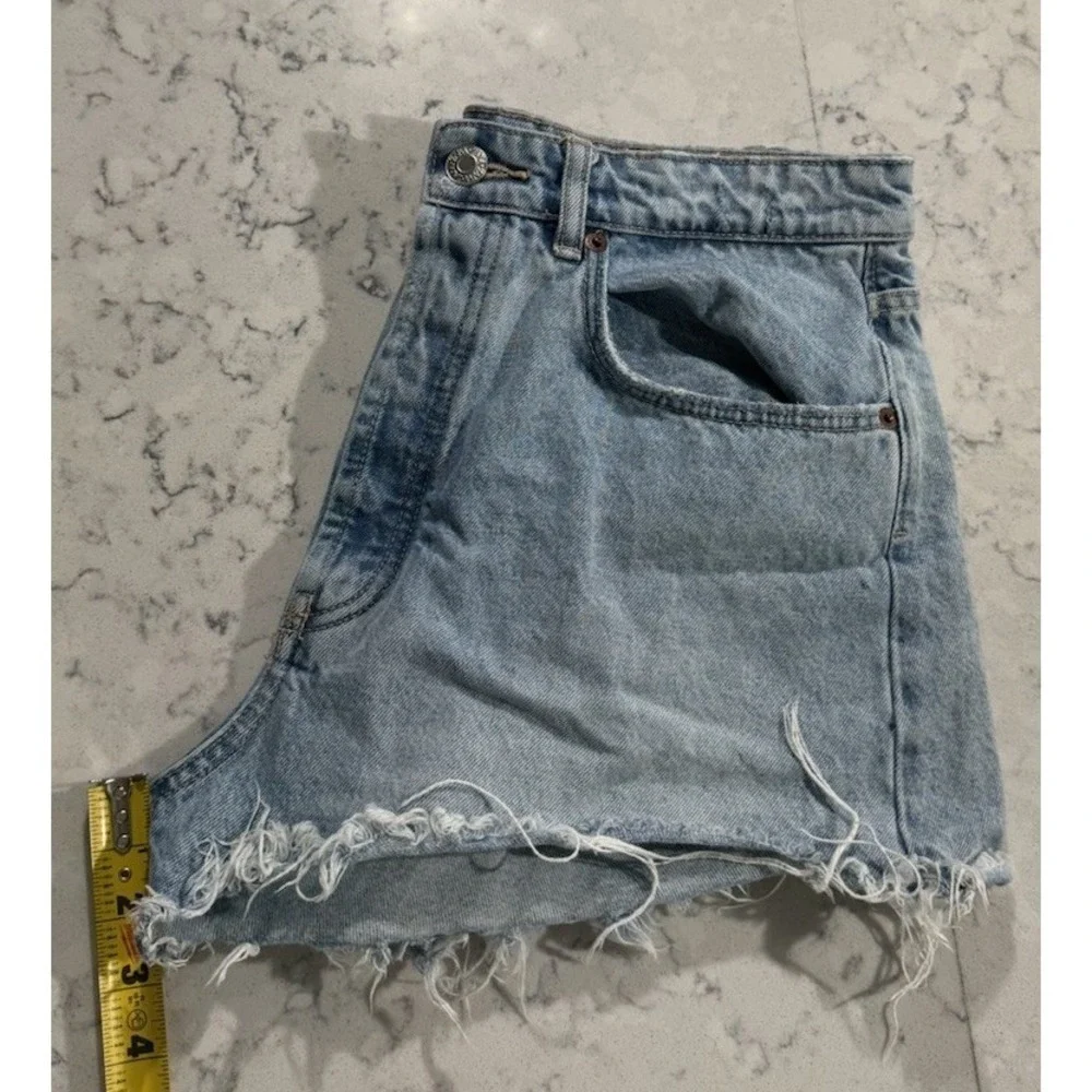 Zara Denim Shorts Womens 10 Blue Light Wash Button Fly Raw Hem Distressed Cutoff